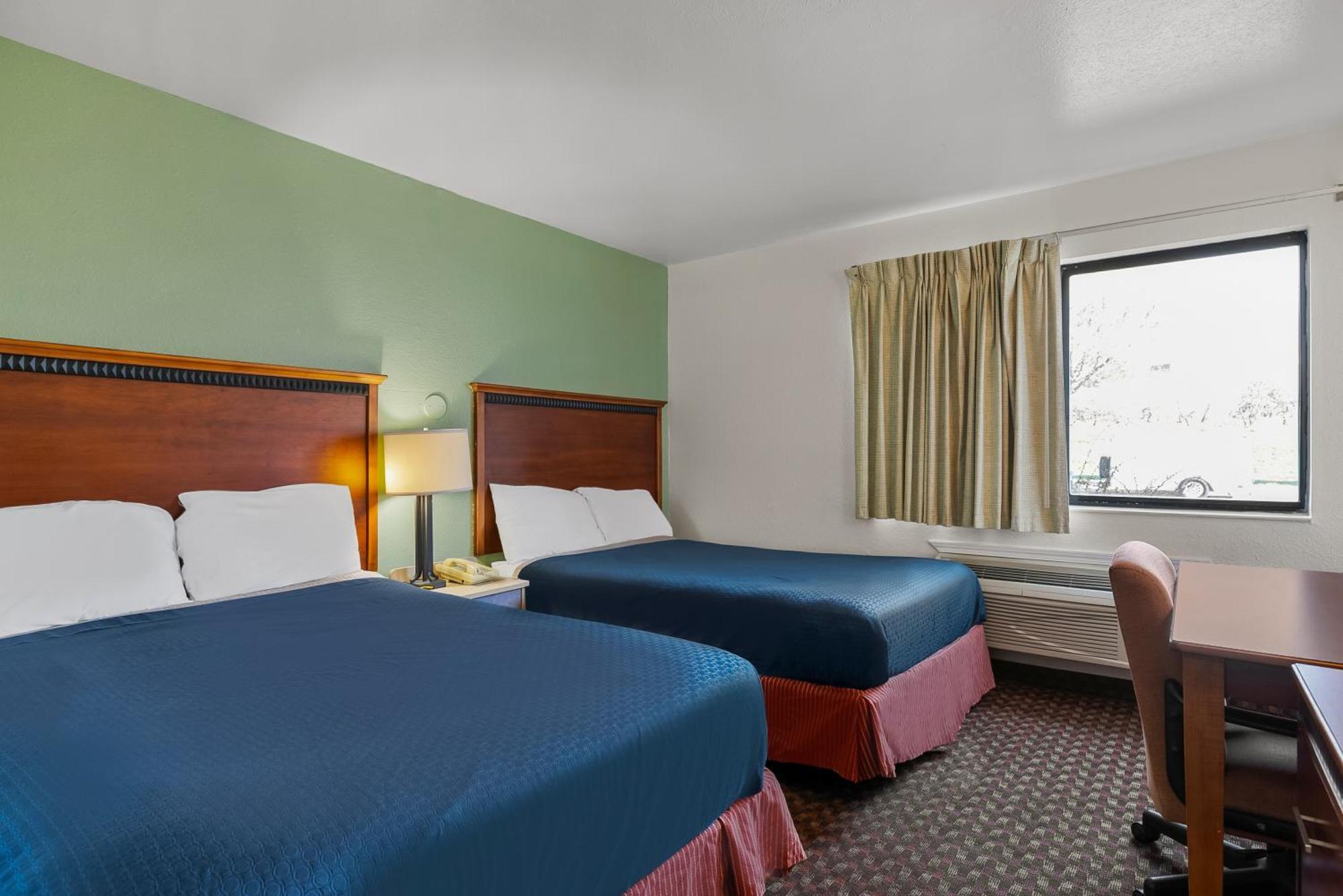 Americas Best Value Inn - Lincoln Airport Exterior foto